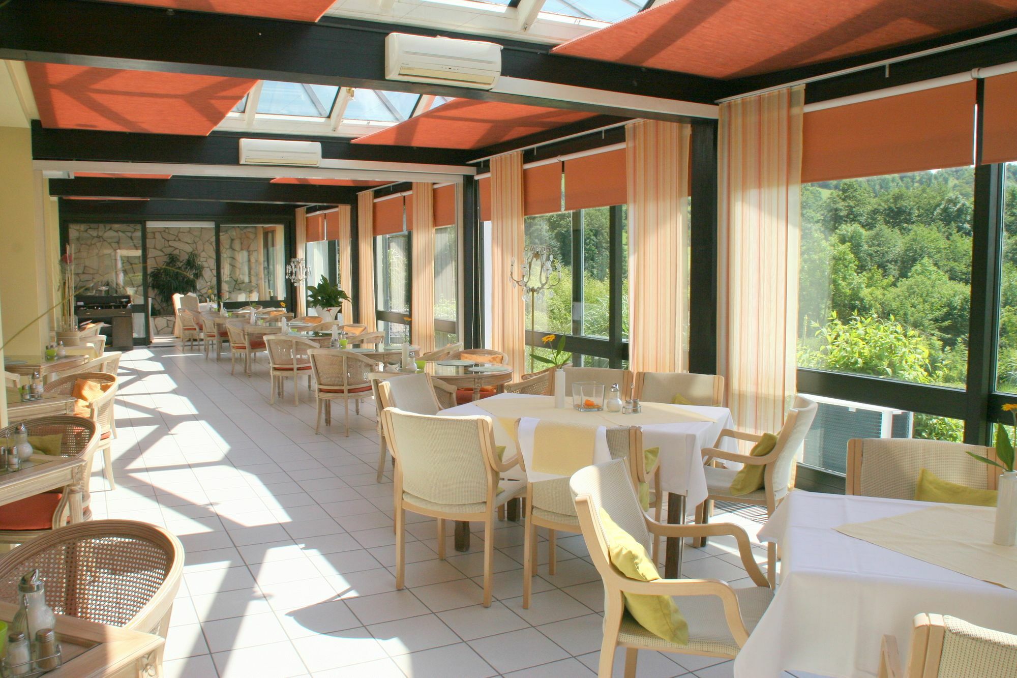 Sure Hotel By Best Western Rhoen Garden Poppenhausen Exterior foto